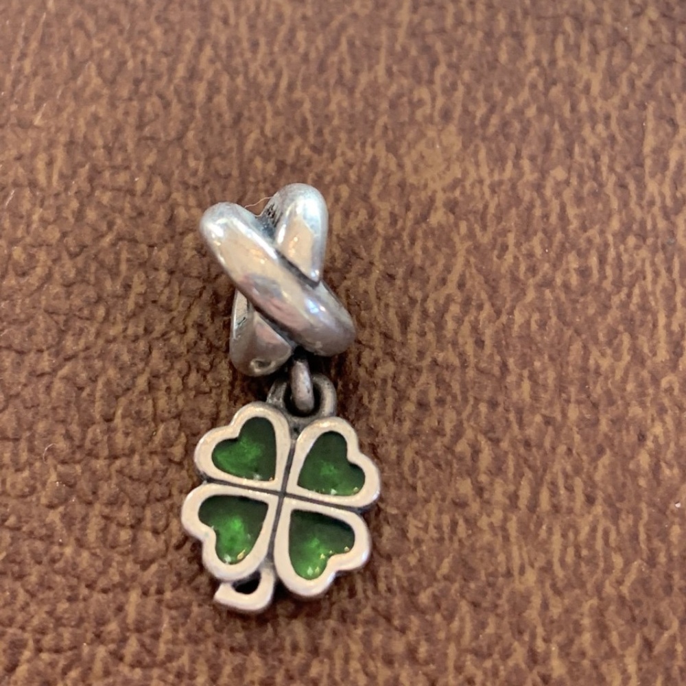 Pandora Charm "Green Four-Leaf Clover" 790572EN25